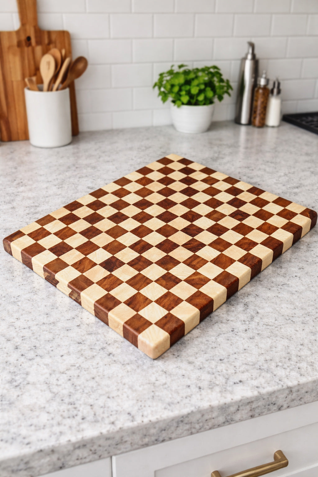 Checkered End Grain Cutting Board | Hinoki Signature